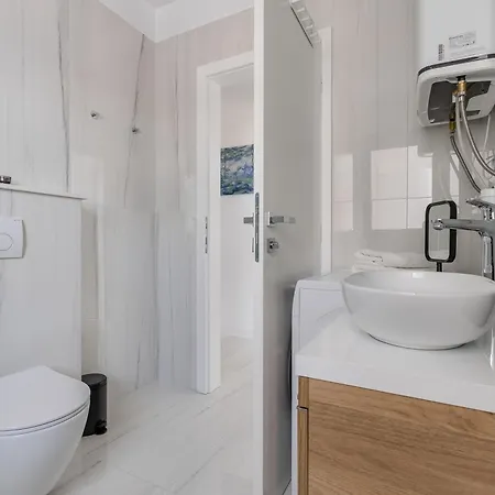 Appartement Brand New With A Private Pool By The Sea, Near Zadar *