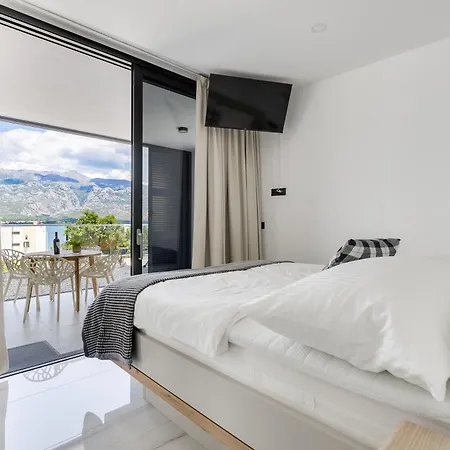Appartement Brand New With A Private Pool By The Sea, Near Zadar *