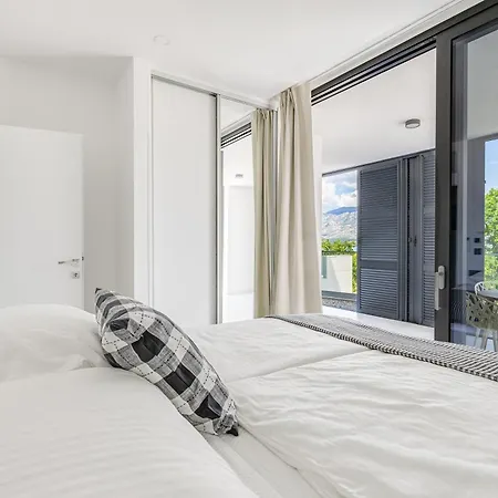 Brand New With A Private Pool By The Sea, Near Zadar * Vinjerac