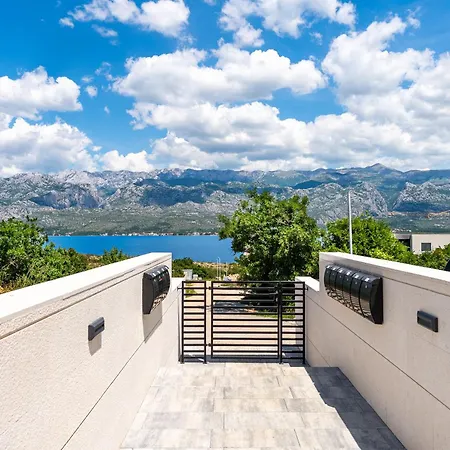 Appartement Brand New With A Private Pool By The Sea, Near Zadar Vinjerac