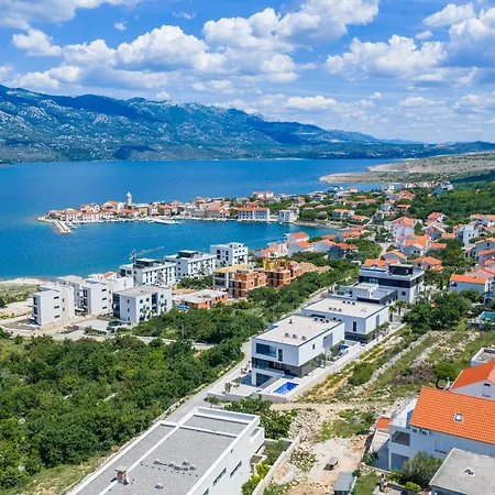 Brand New With A Private Pool By The Sea, Near Zadar