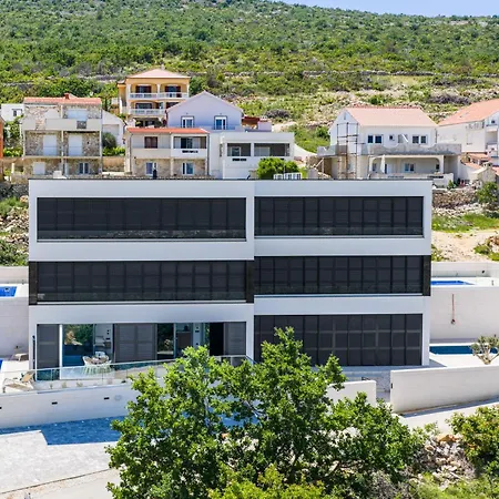 Brand New With A Private Pool By The Sea, Near Zadar * Vinjerac