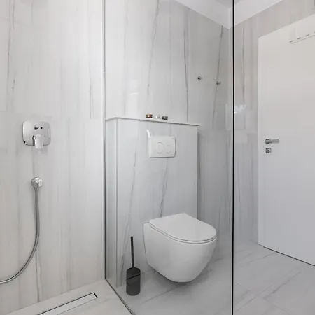 Brand New With A Private Pool By The Sea, Near Zadar Appartement Vinjerac